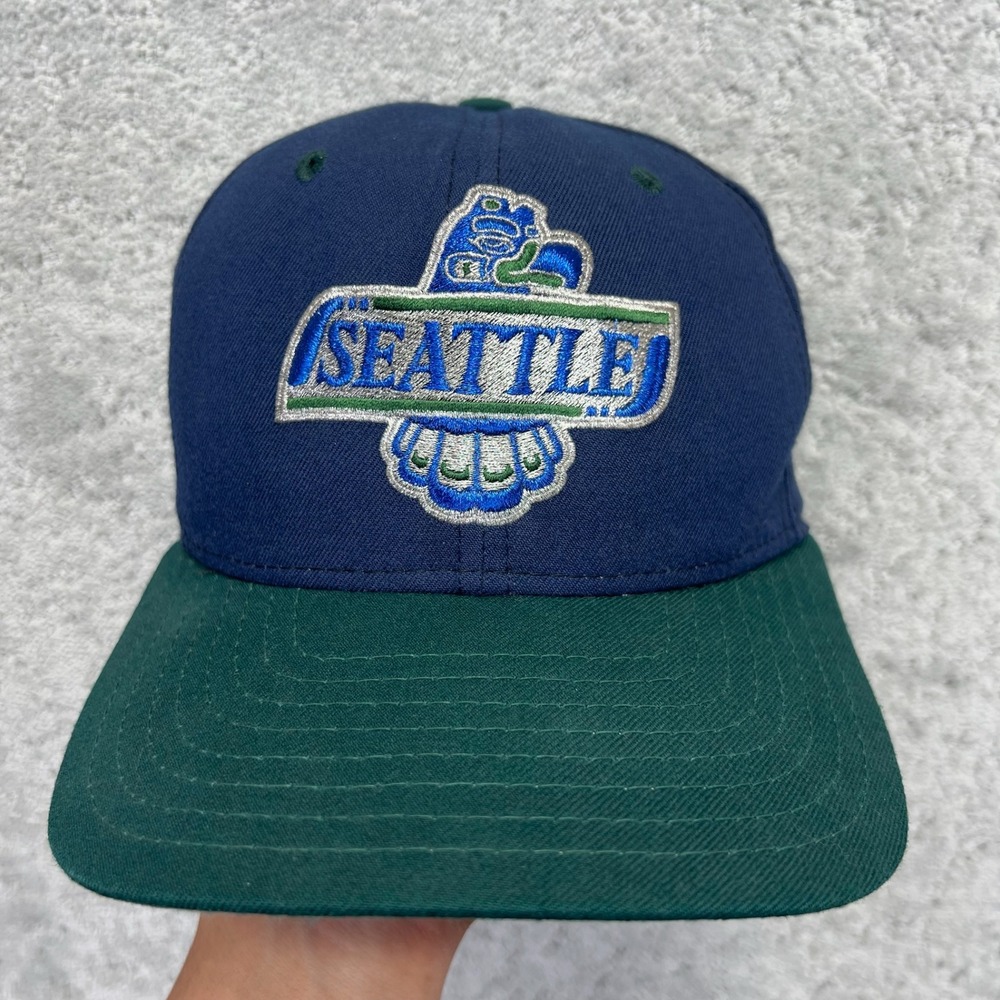VINTAGE New Era Snapback Hat Small-Med Navy Green Seattle Thunderbirds USA Made